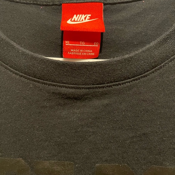 Nike used 3 quarter  baseball T-shirt size XL in great condition - Picture 2 of 3